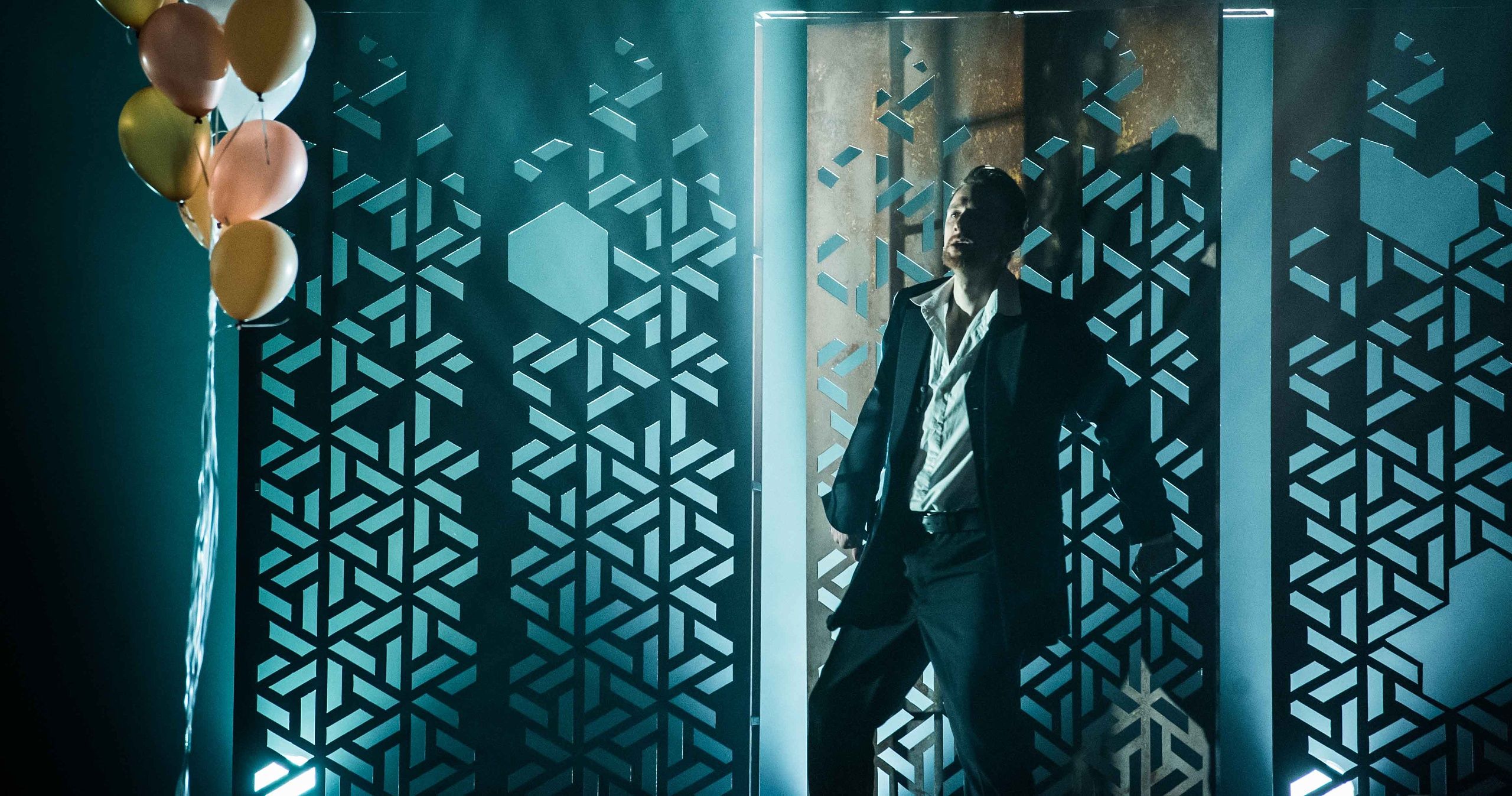 Собака на сене