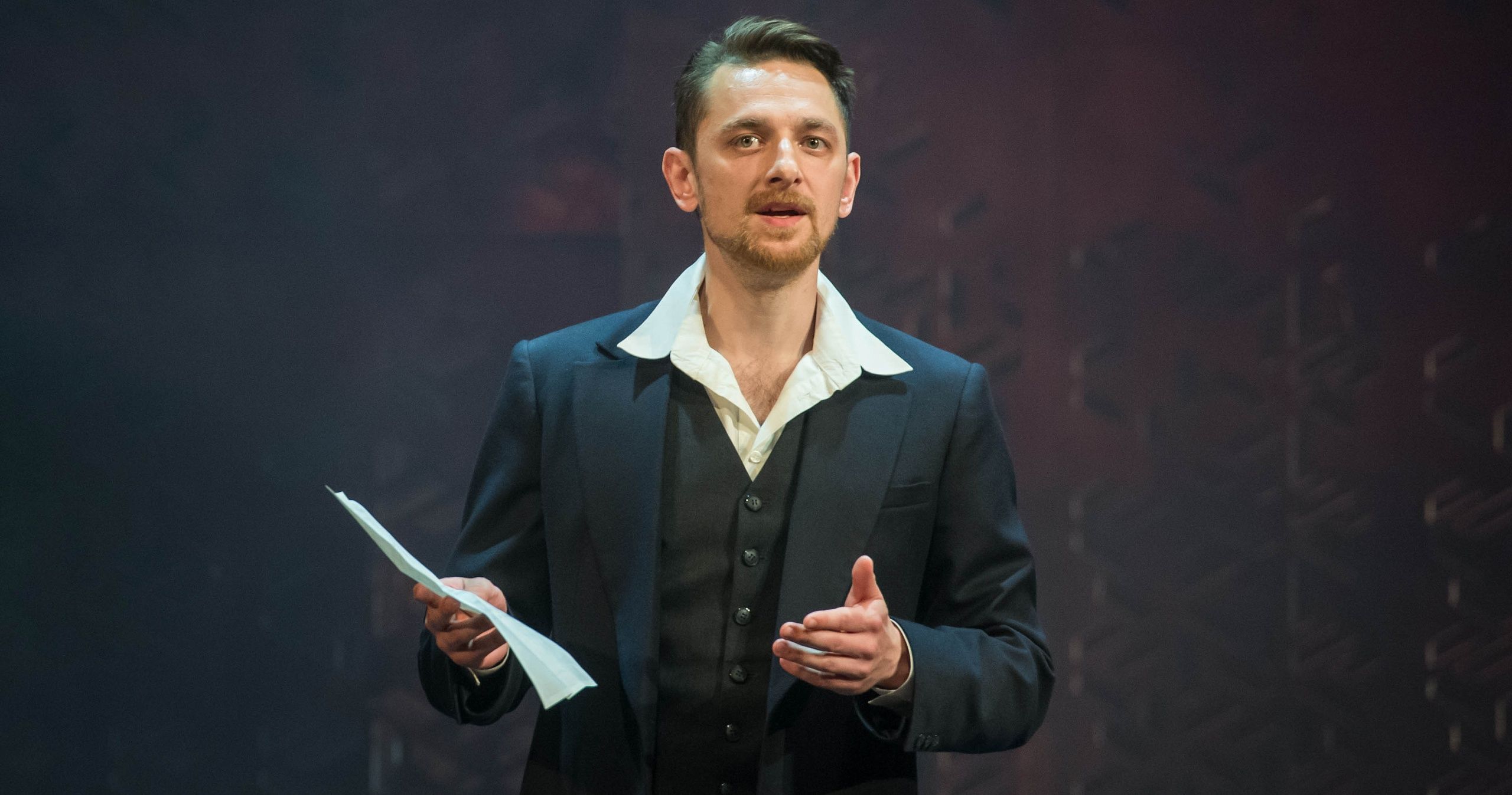 Собака на сене