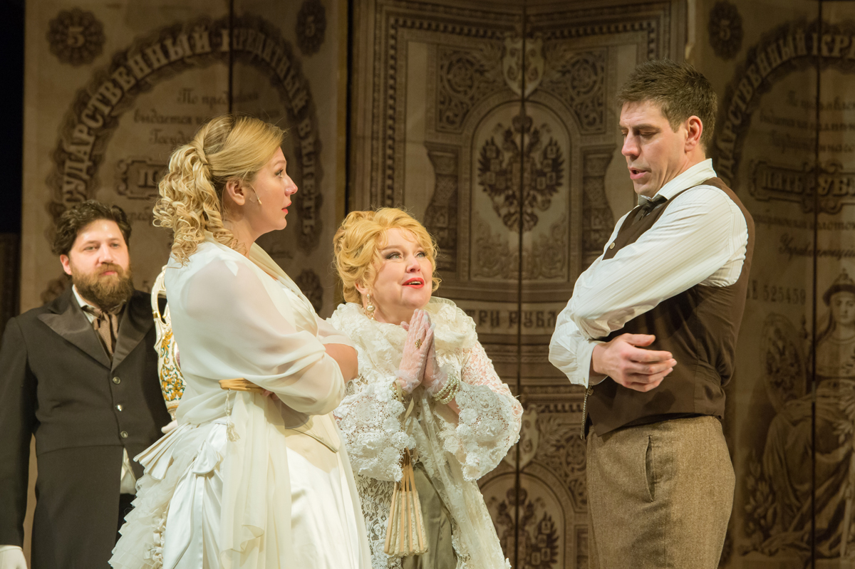 Нашла коса на камень