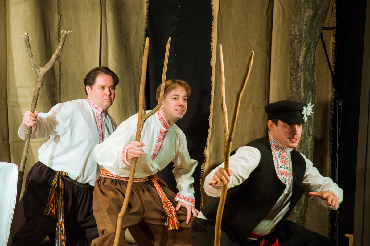 Жили были пес и волк