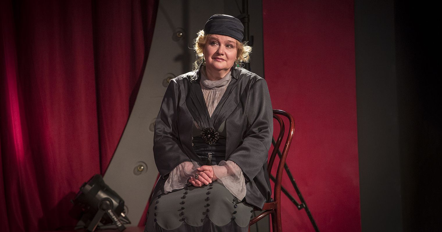 Серебряное зеркало