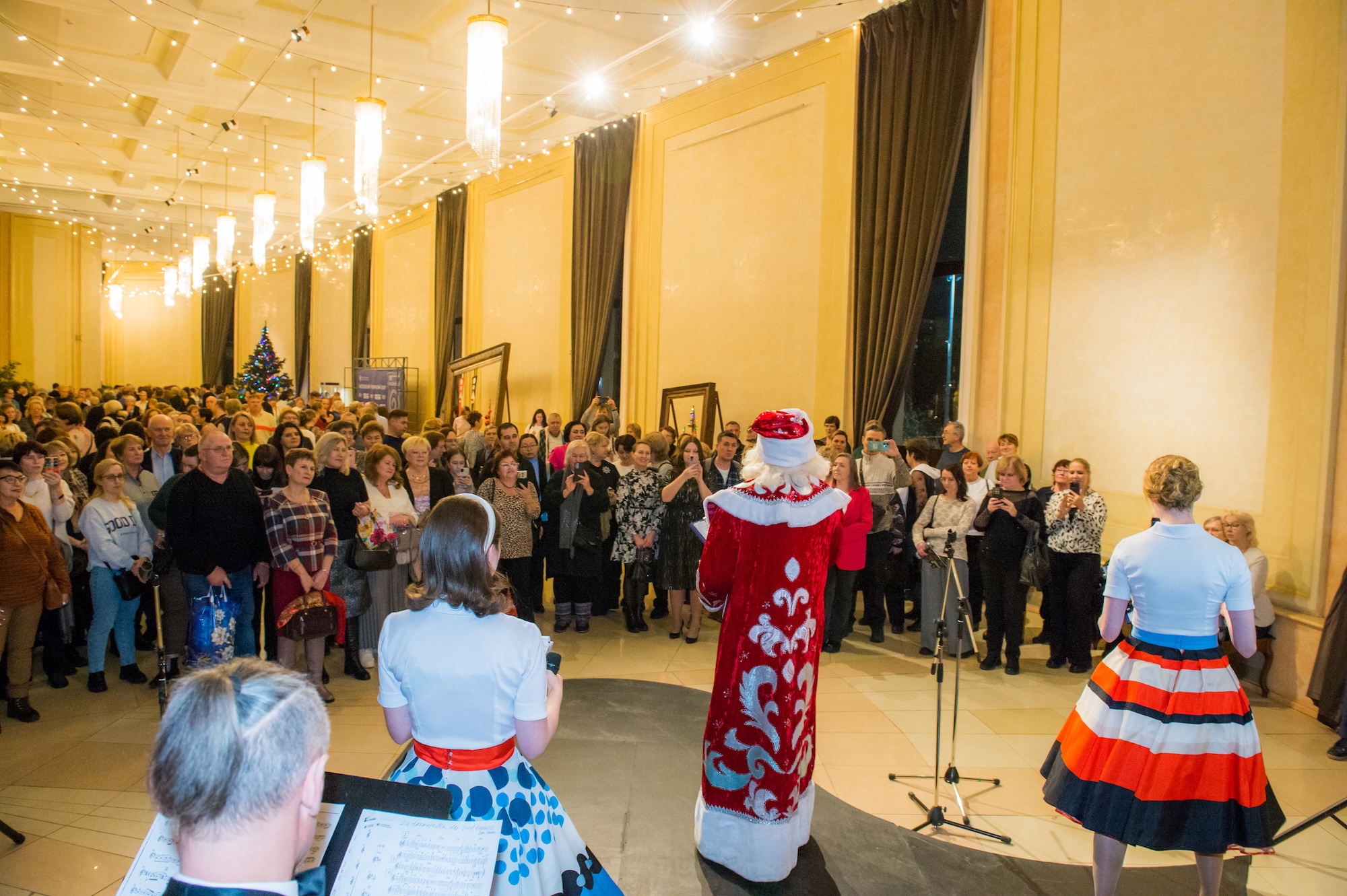 Новый год с Московским Губернским театром