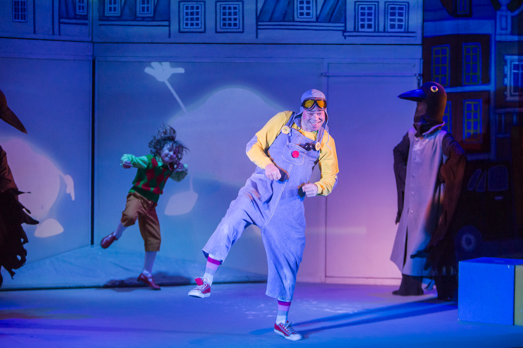 Малыш и Карлсон