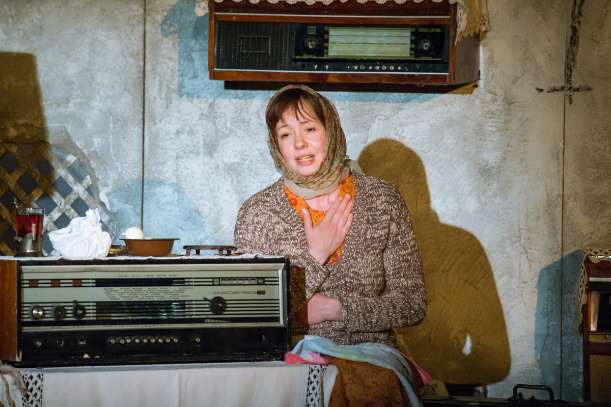 Бесконечный апрель