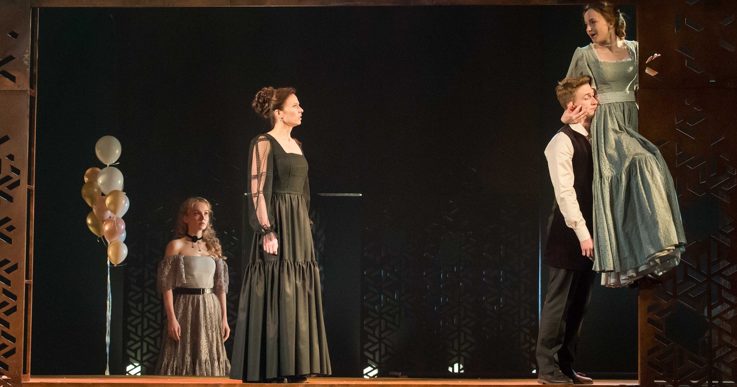 Собака на сене