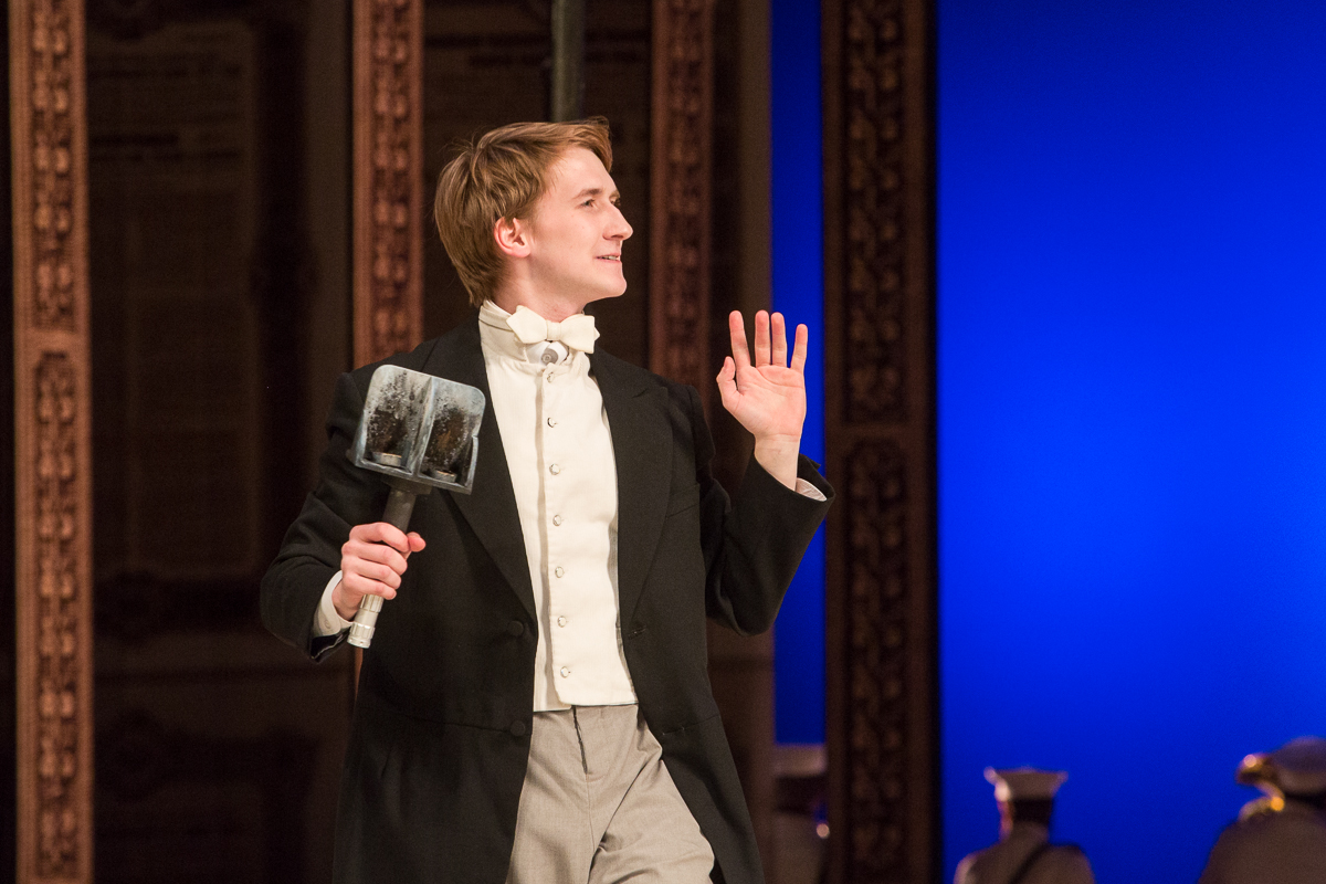 Нашла коса на камень